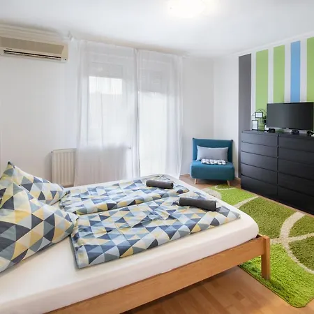Apartment Lux